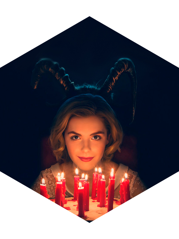 Что изменилось в макияже героини сериала про Сабрину Что изменилось в макияже героини сериала про Сабрину