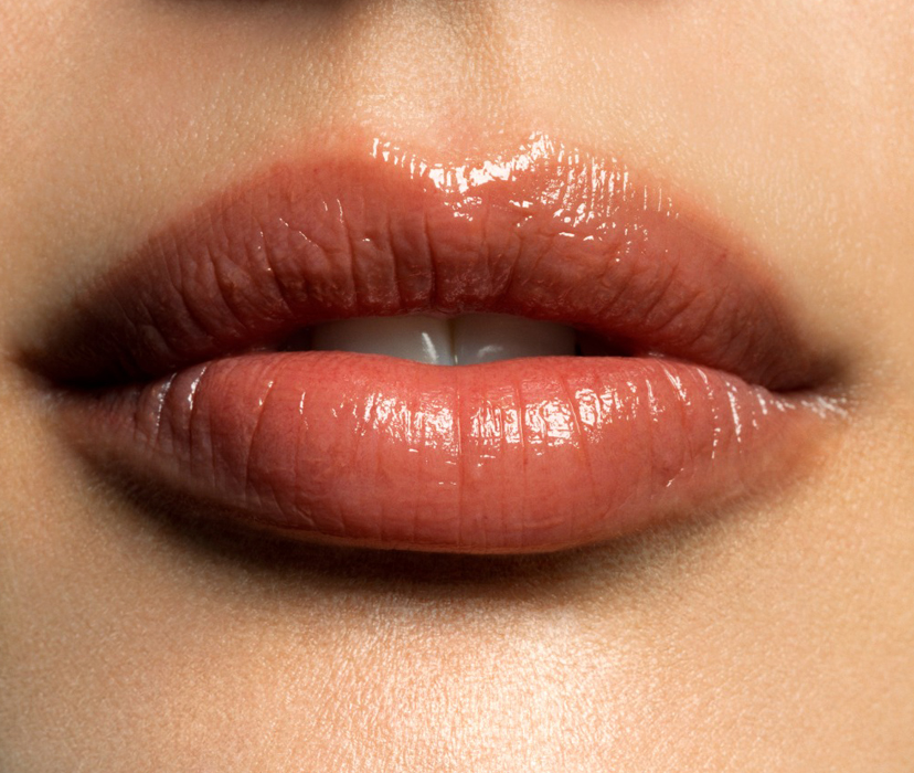 Бальзам для губ может замедлить их старение, считает дерматолог