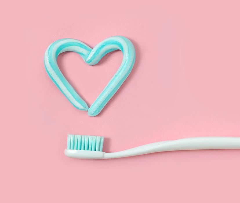 Бьюти-новинки недели: зубная паста для либидо и домашняя мыловарка