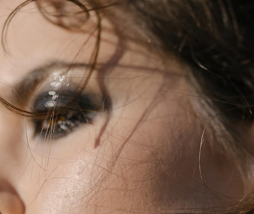 Из сердца вон: как смыть стойкий макияж глаз