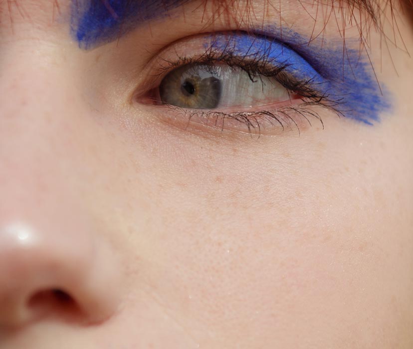 Как сделать быстро цветной макияж глаз