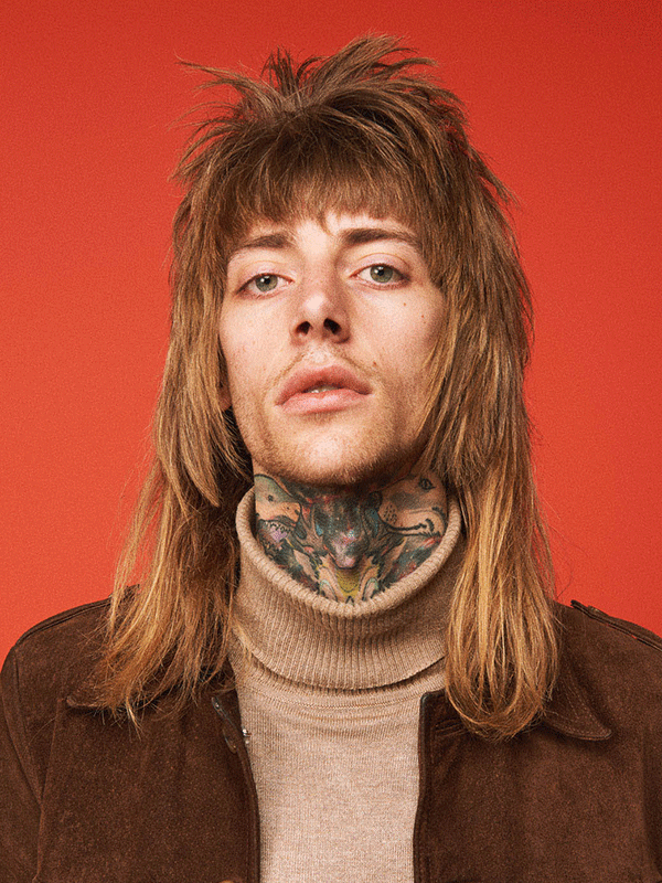 Mallet Muzhskaya I Zhenskaya Strizhka Mallet Na Korotkie I Dlinnye Volosy Foto