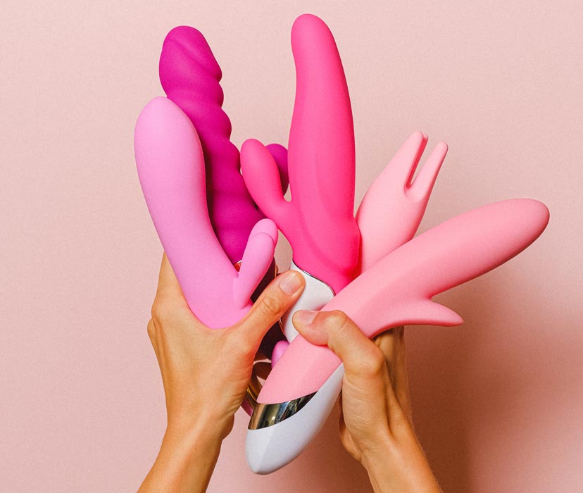 Дорогу секс-игрушкам! 3 совета о том, как пользоваться ими с партнером