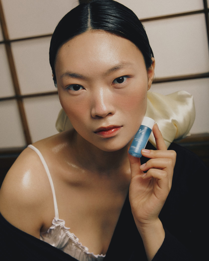 5. Тонер с гиалуроновой кислотой HYAL REYOUTH TONER